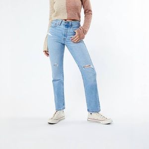 Womens 32 Levi’s 501 jean